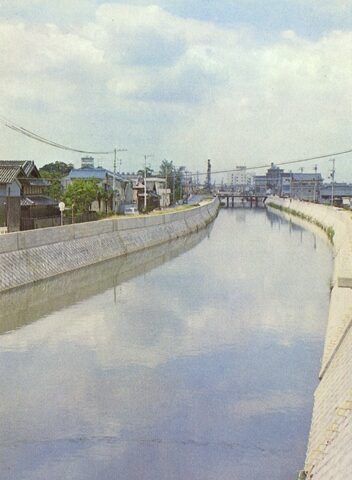 大雨がふっても安心（寝屋川護岸）